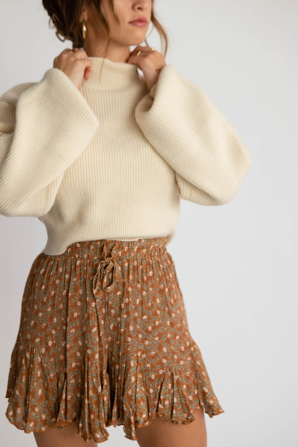 Alabaster Cropped Sweater